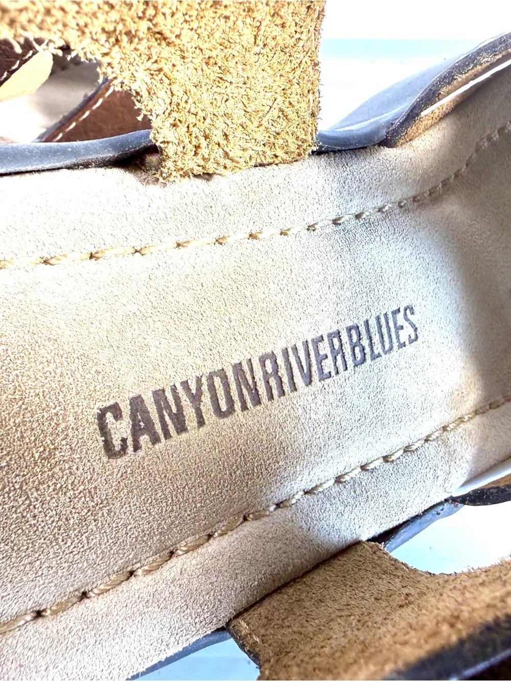 Canyon River Blues Brown Leather T-Strap Sandals Unisex